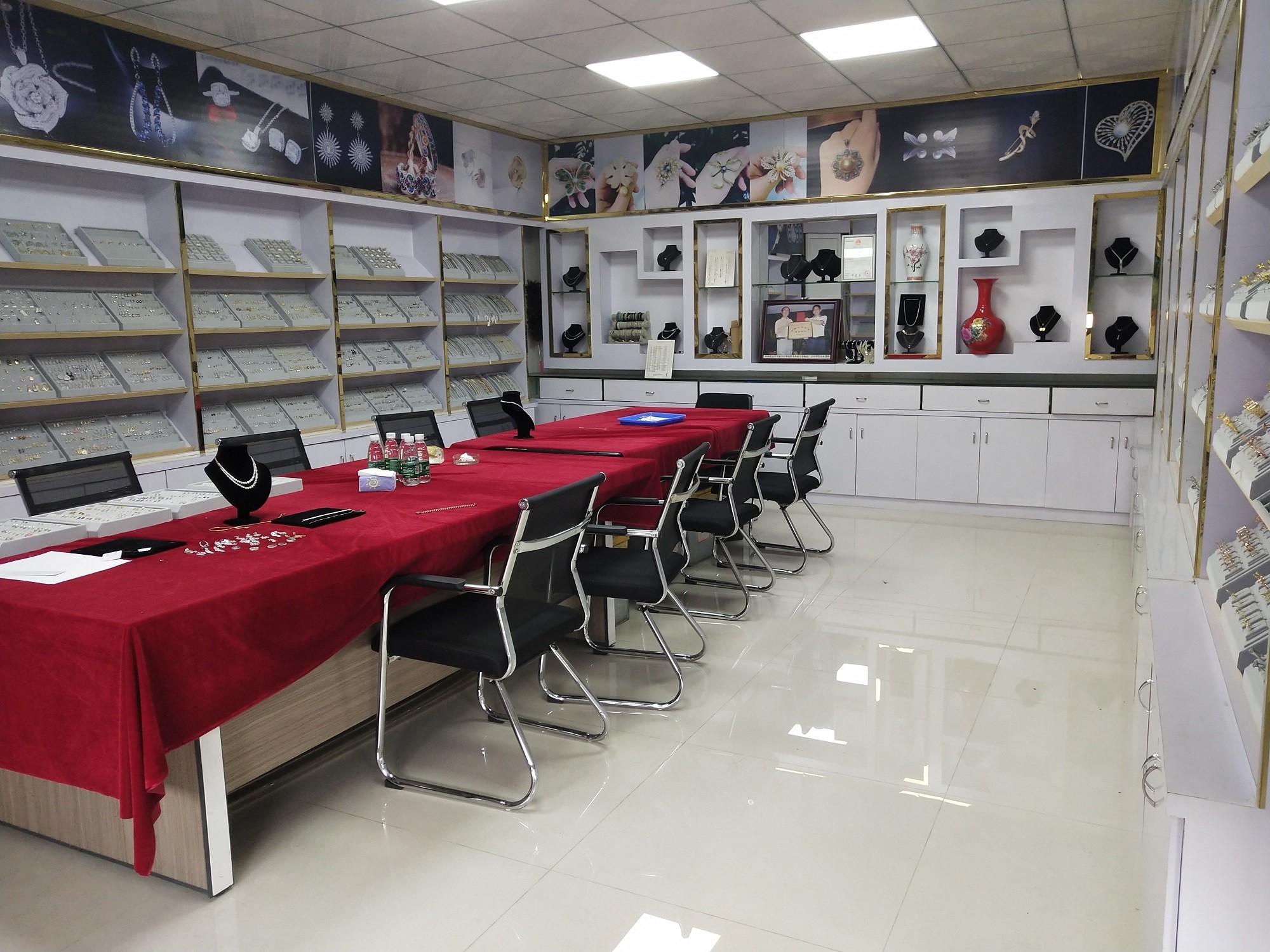 চীন Yuncheng Jewelry Factory সংস্থা প্রোফাইল